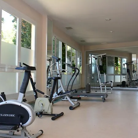 Peninsula Pine Club Boutique & Апарт-отель