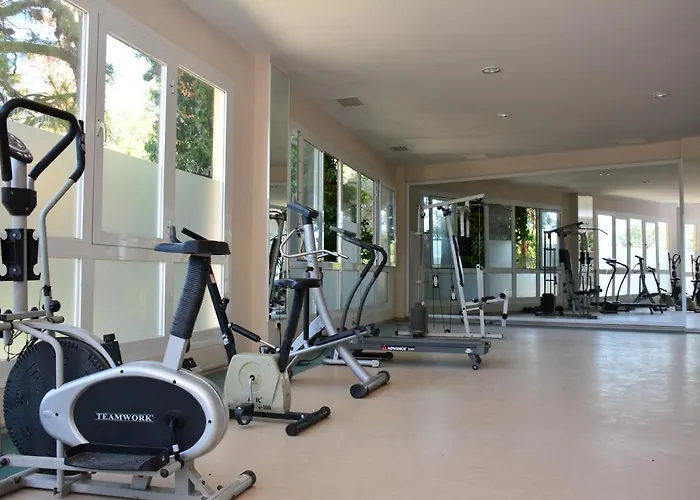 Peninsula Pine Club Boutique & Lejlighedshotel