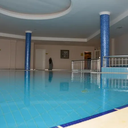 Peninsula Pine Club Boutique & Apartahotel Kusadasi