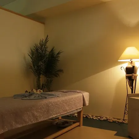 Peninsula Pine Club Boutique & Kuşadası