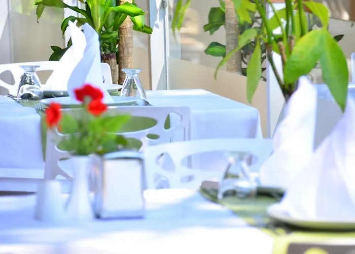 Peninsula Pine Club Boutique & Kuşadası